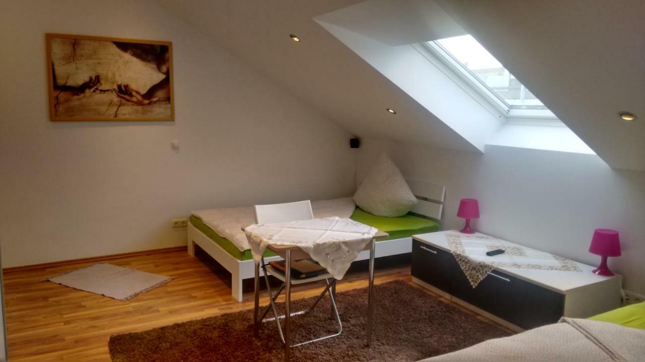 Ferienwohnung"Vip Munich Albatros De Luxe" Kirchheim bei Muenchen ภายนอก รูปภาพ