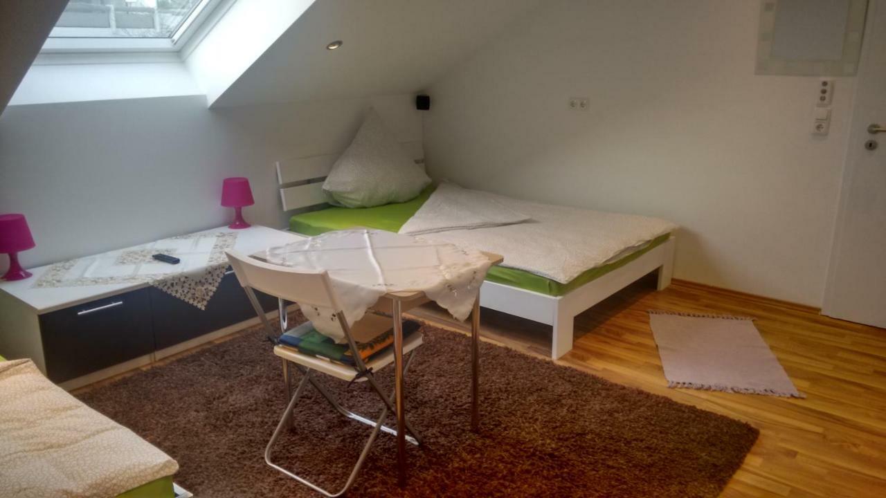 Ferienwohnung"Vip Munich Albatros De Luxe" Kirchheim bei Muenchen ภายนอก รูปภาพ